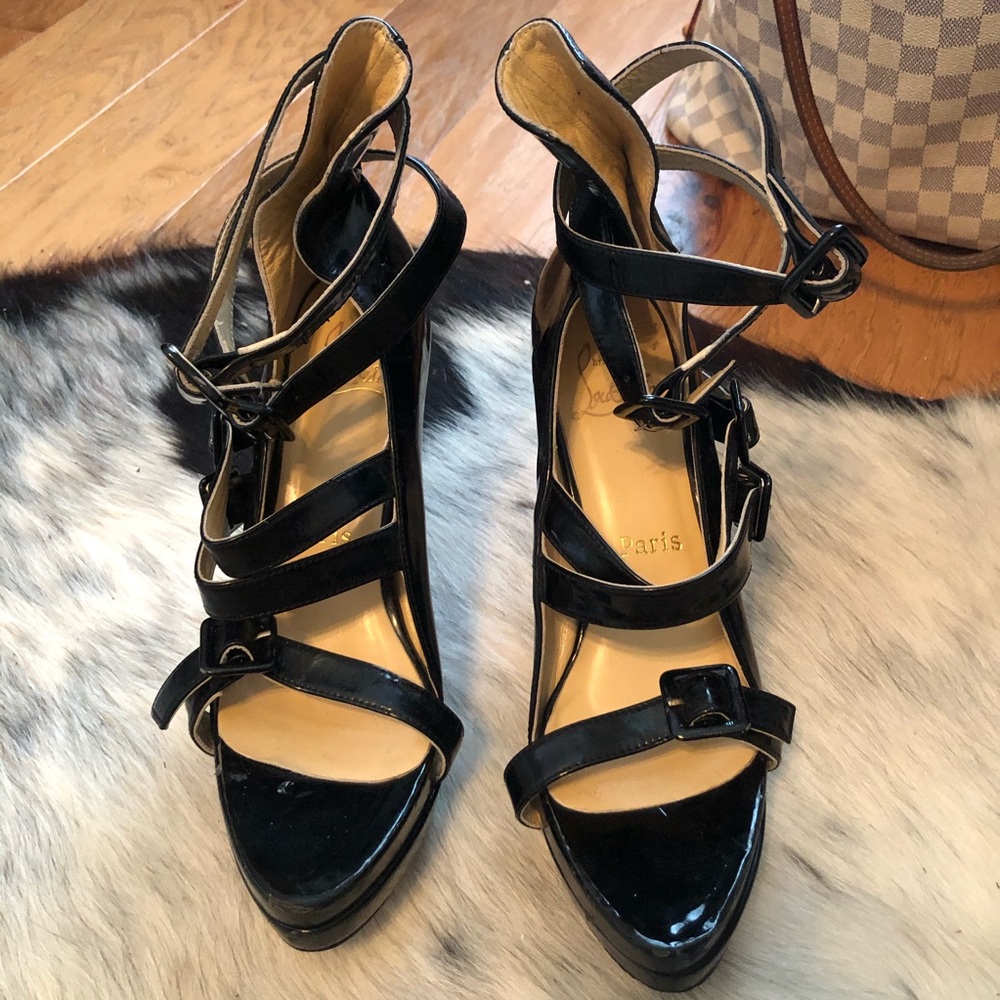 Christian Louboutin Black strappy high heel shoe - Picture 6 of 16